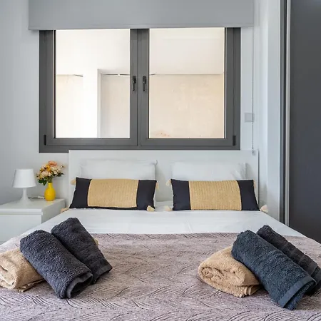 Ermou 40 - Sunny Apartment *